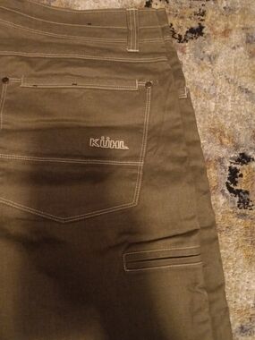 Kühl Men's Cargo Pants in Olive Green